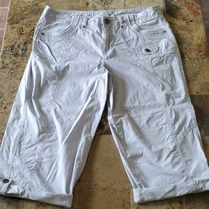 Style & Co Capri pants